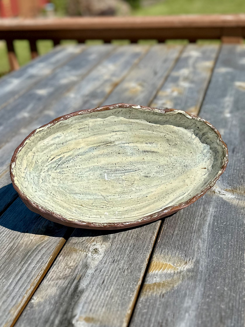 Serving bowl- country kitchen speckled cream image 1